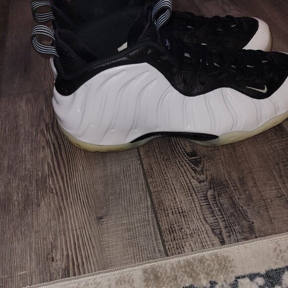 Nike air jordan foamposite pe (white/black) - Picture 2 of 5